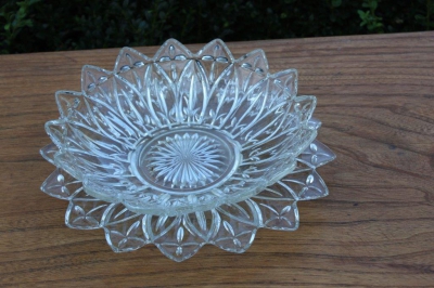 Vintage glazen schotel en onderschotel
